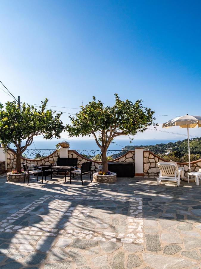 Casa Astra Bed & Breakfast Anacapri  Exterior photo
