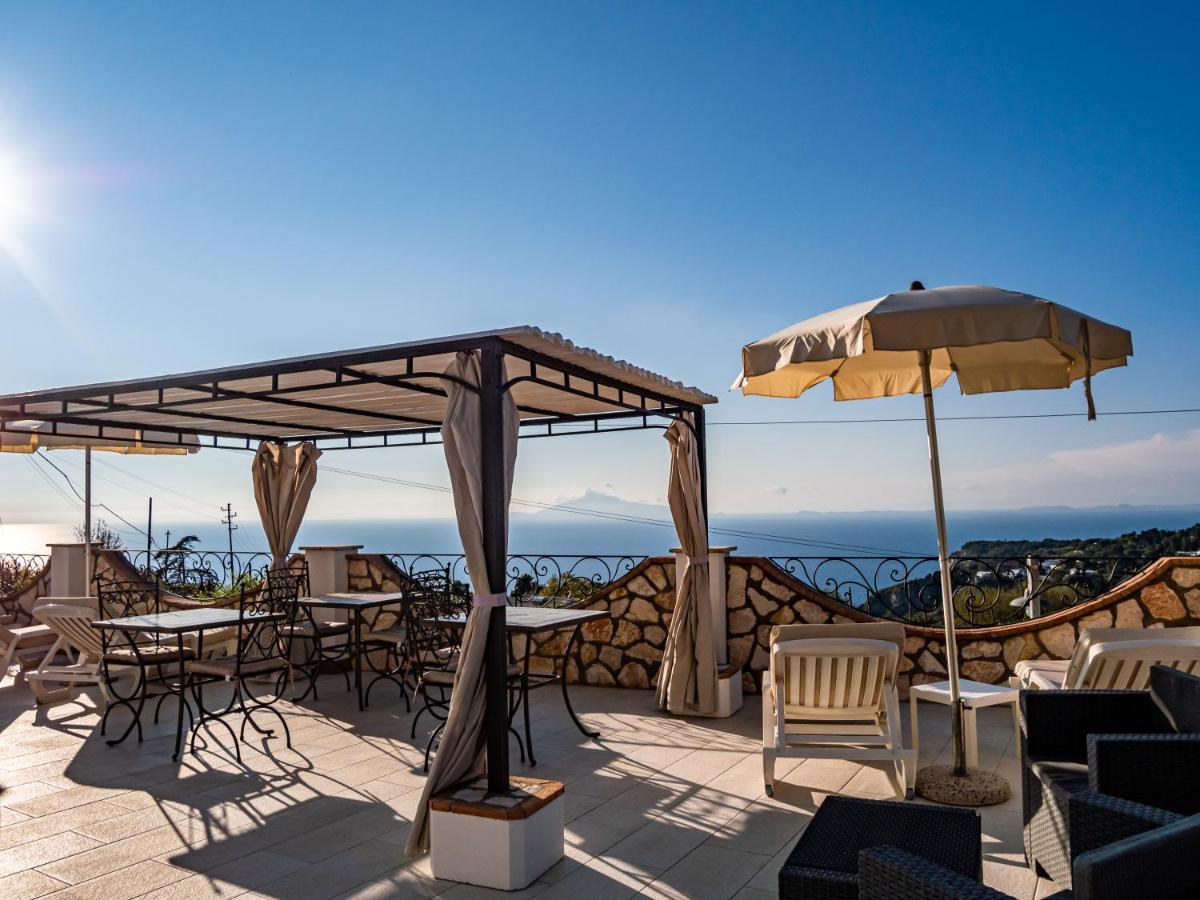 Casa Astra Bed & Breakfast Anacapri  Exterior photo