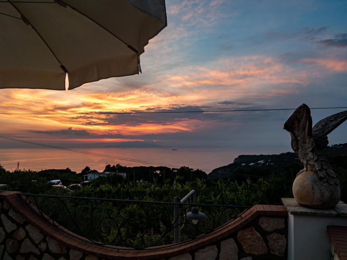 Casa Astra Bed & Breakfast Anacapri  Exterior photo